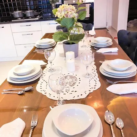 빌라 Villa *